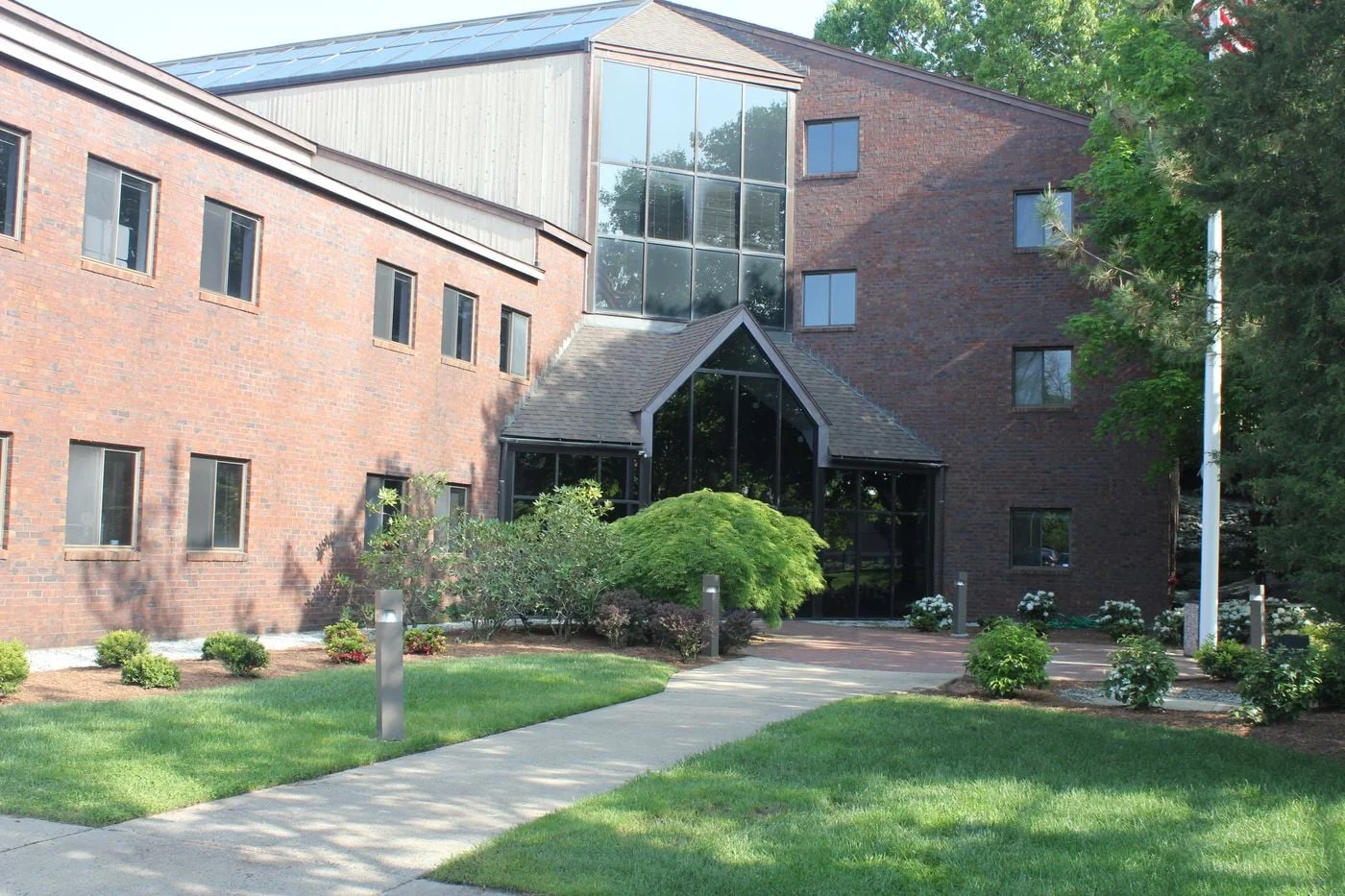 Photo 2 of 535 Centerville Rd, Warwick, RI 02886