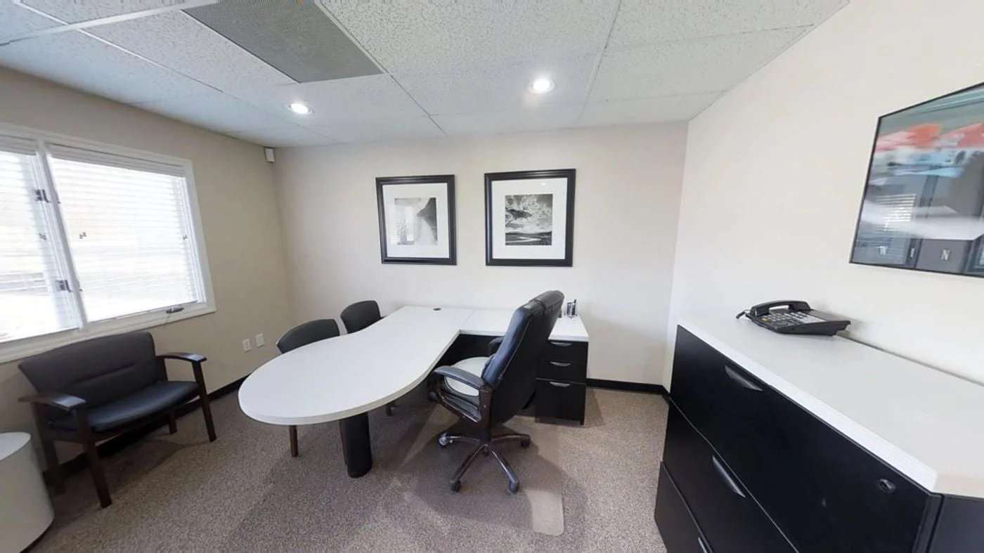 Photo 3 of 1010 Ohio Pike, Suite B, Cincinnati, OH 45245