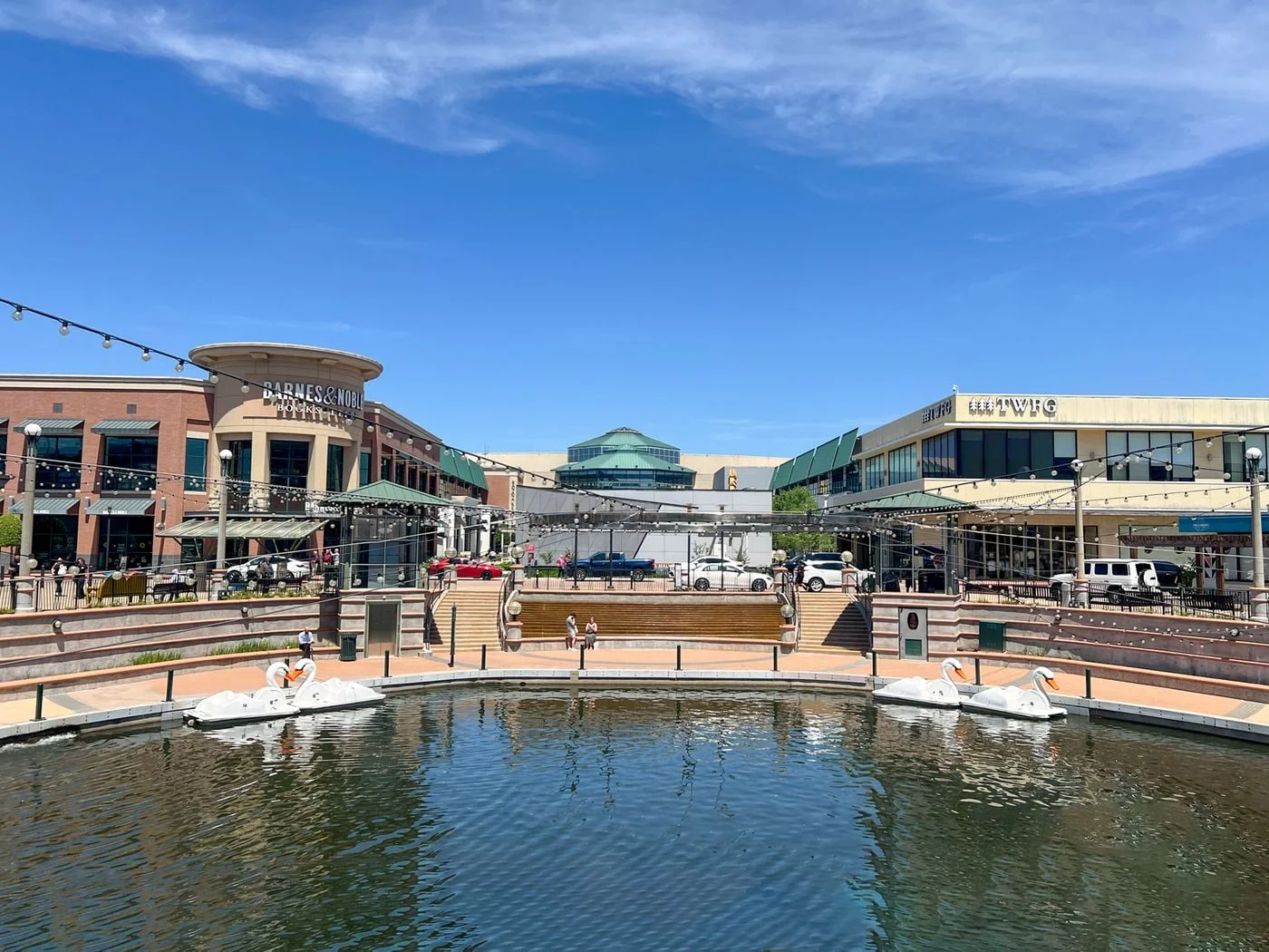 Photo 3 of 1201 Lake Woodlands Drive, The Woodlands, TX 77380