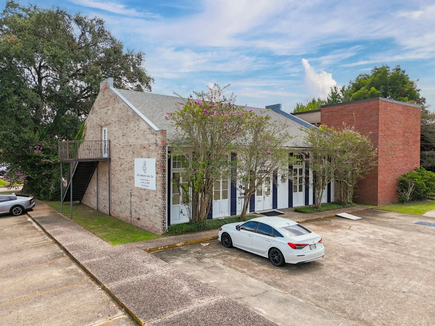 Photo 1 of 1603 W Pinhook Rd, Lafayette, LA 70508