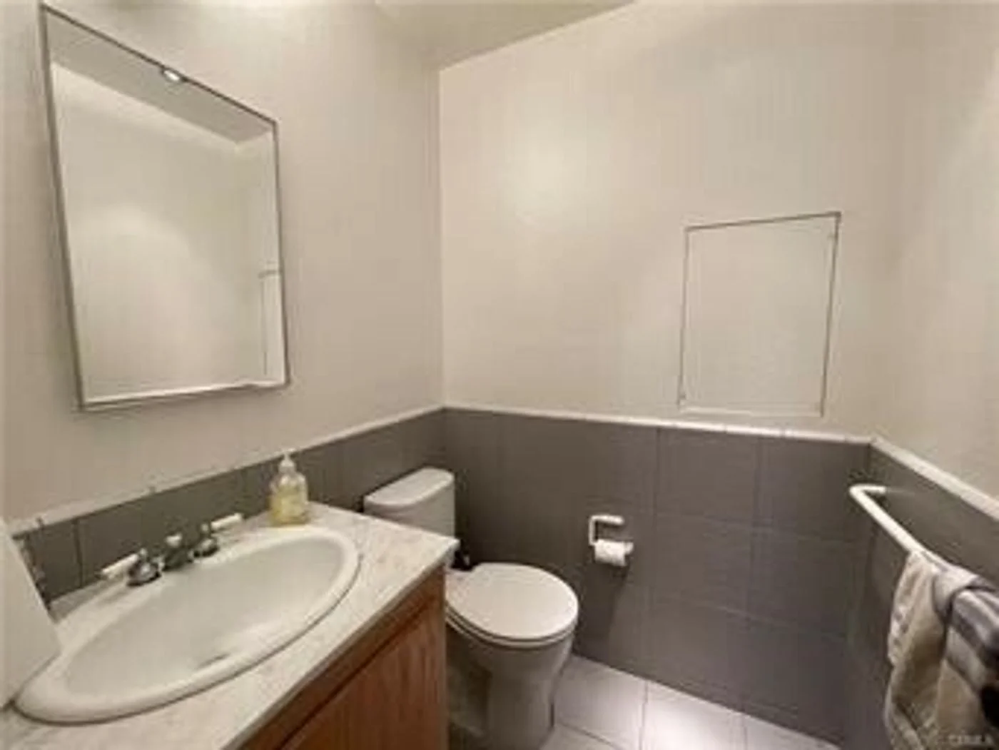 Photo 2 of 352 3rd Street, Suite 304, Laguna Beach, CA 92651