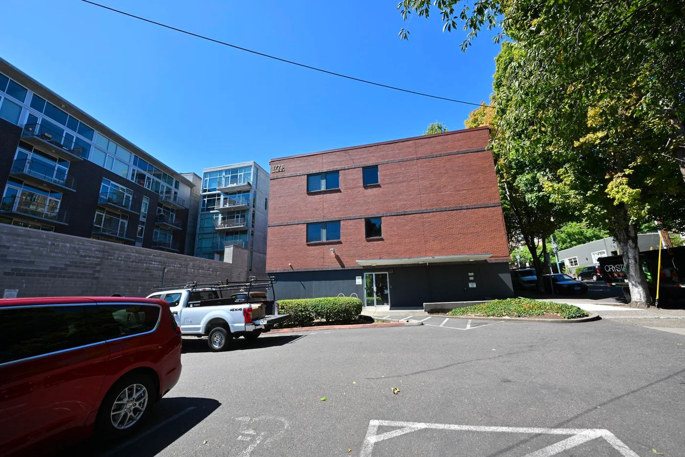 Photo 2 of 1776 SW Madison St, Portland, OR 97205