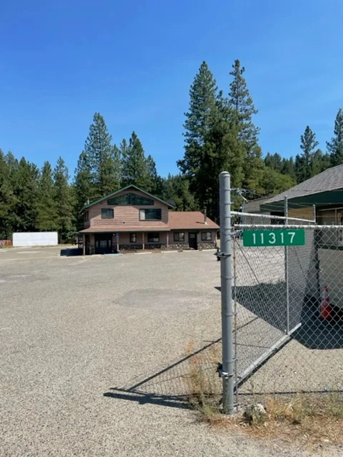 Photo 1 of 11317 E Bennett Rd, Grass Valley, CA 95945