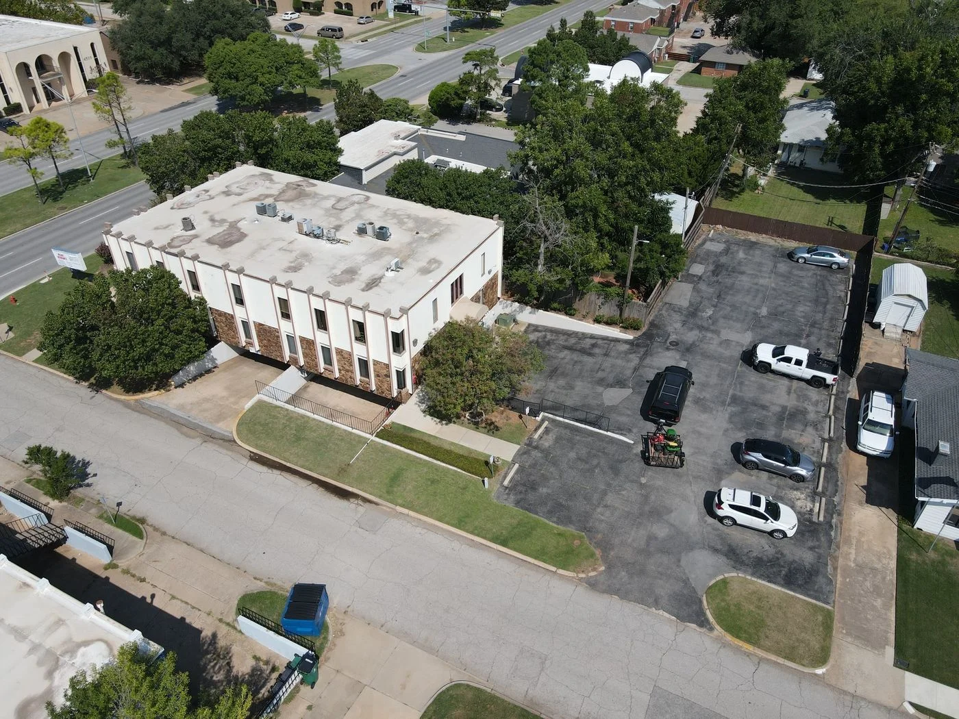 Photo 2 of 4500 N Classen Blvd, Oklahoma City, OK 73118