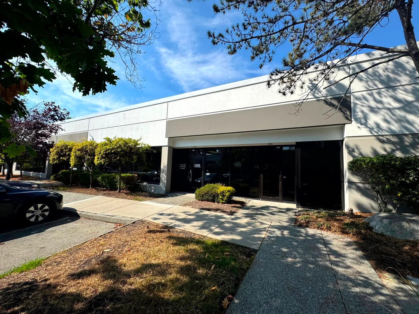 Photo 1 of 11822 North Creek Parkway N, Bothell, WA 98011