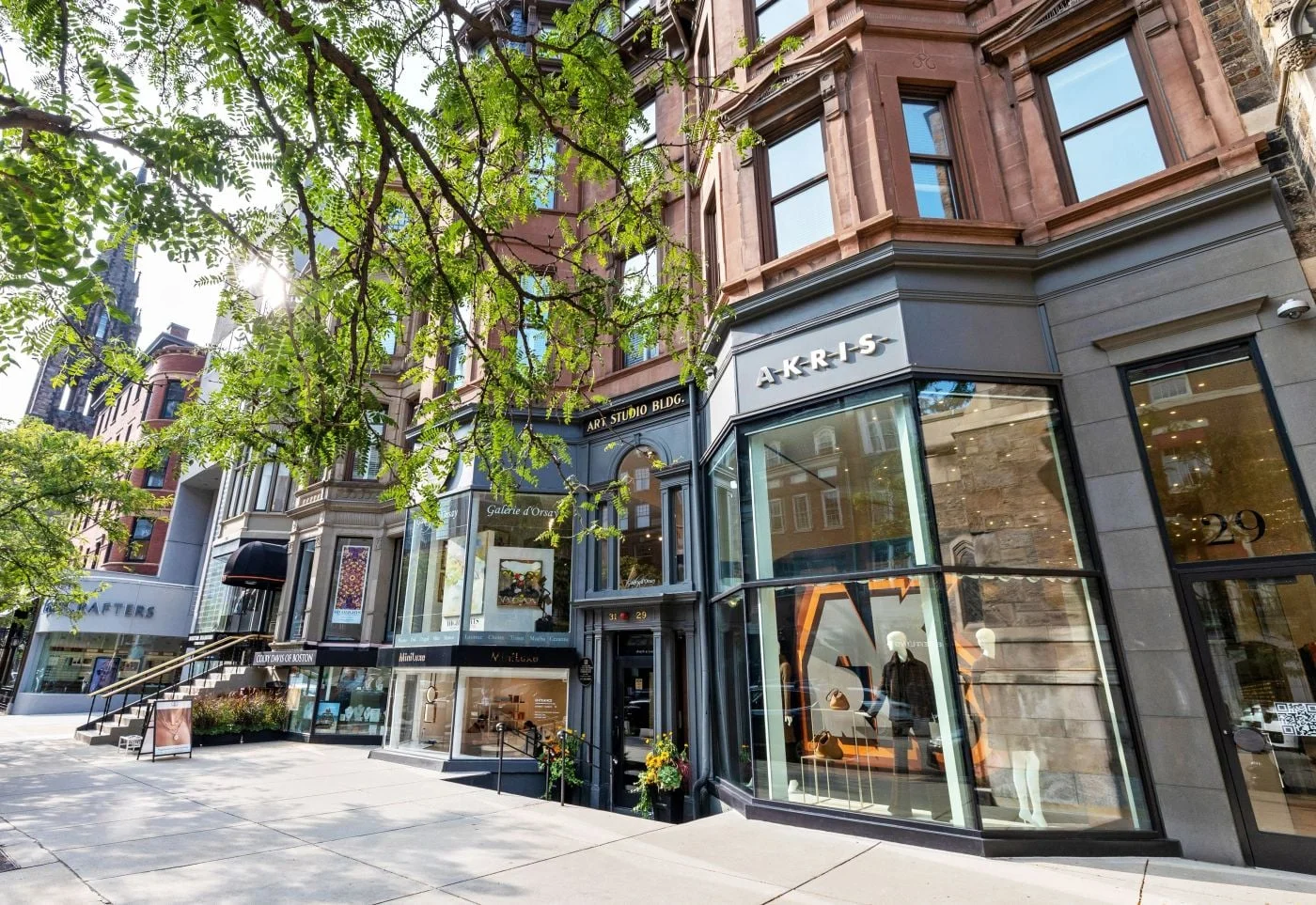 Photo 2 of 29 Newbury St, Boston, MA 02116