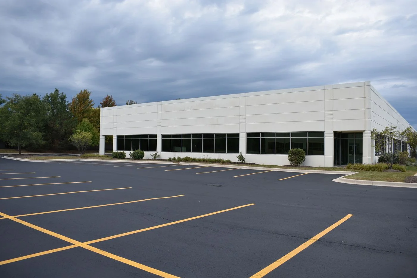 Photo 2 of 9018 Heritage Pkwy, Woodridge, IL 60517