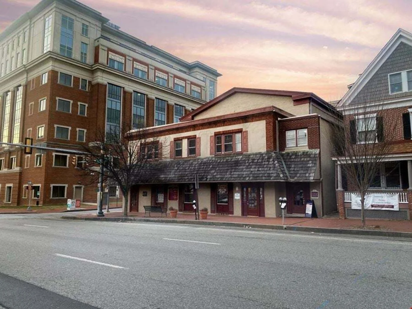 Photo 2 of 139 W Market St, West Chester, PA 19382