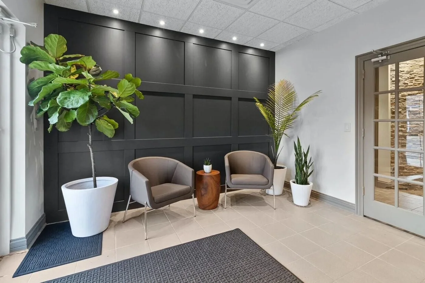 Photo 2 of 6723 Weaver Rd, Rockford, IL 61114