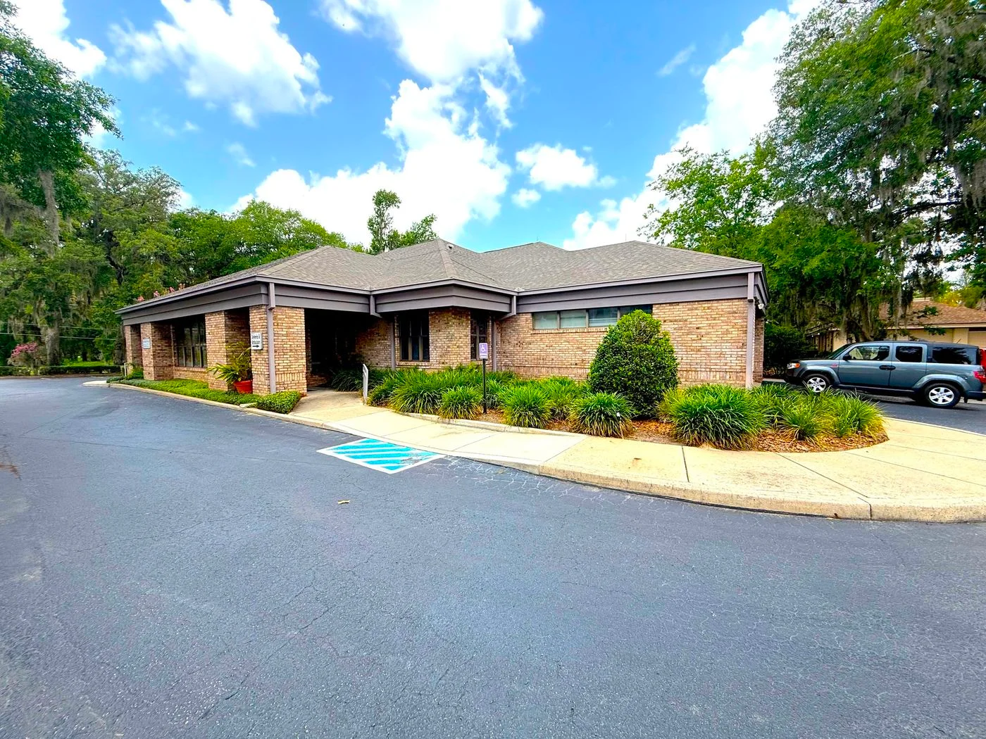 Photo-1 of 2850 SE 3rd Ct, Ocala, FL 34471