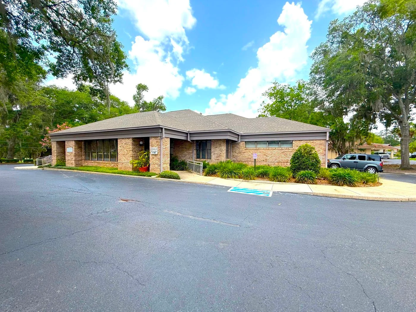 Photo-2 of 2850 SE 3rd Ct, Ocala, FL 34471