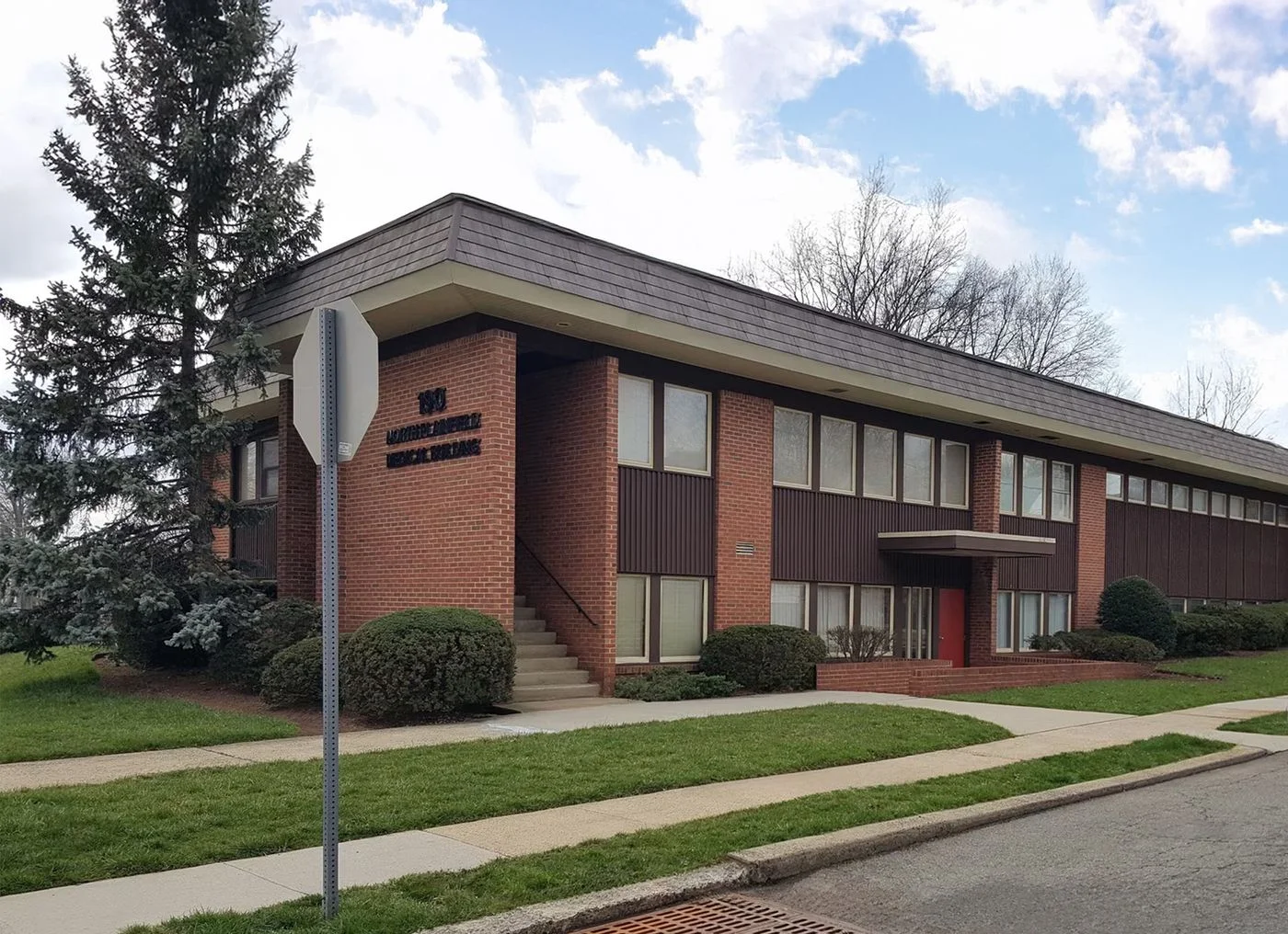 Photo-1 of 190 Greenbrook Road, North Plainfield, NJ 07060