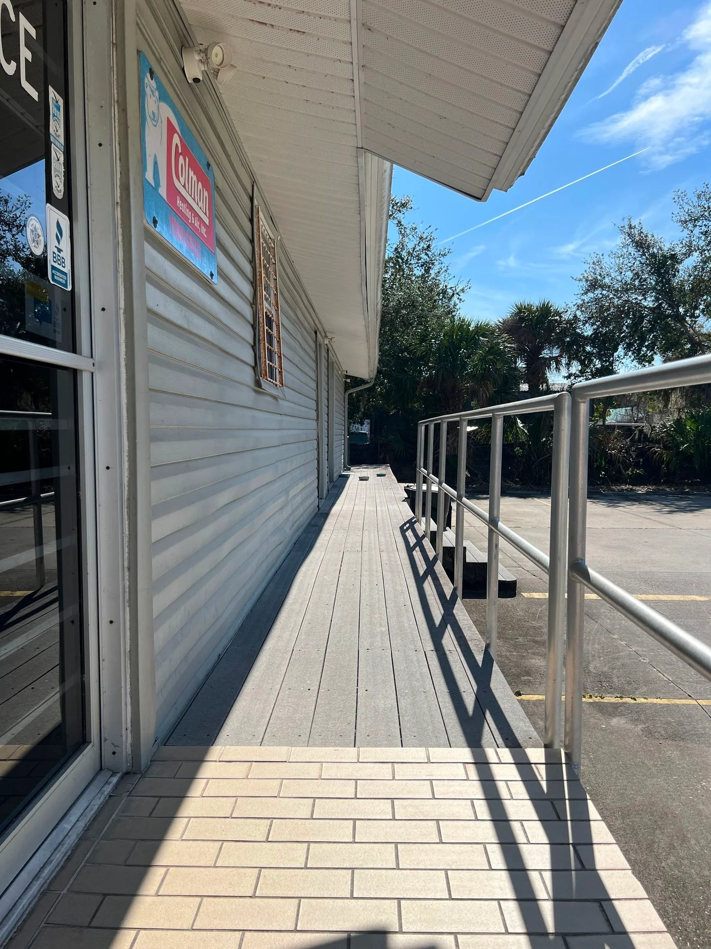 Photo 3 of 1001 Tropic St, Titusville, FL 32796