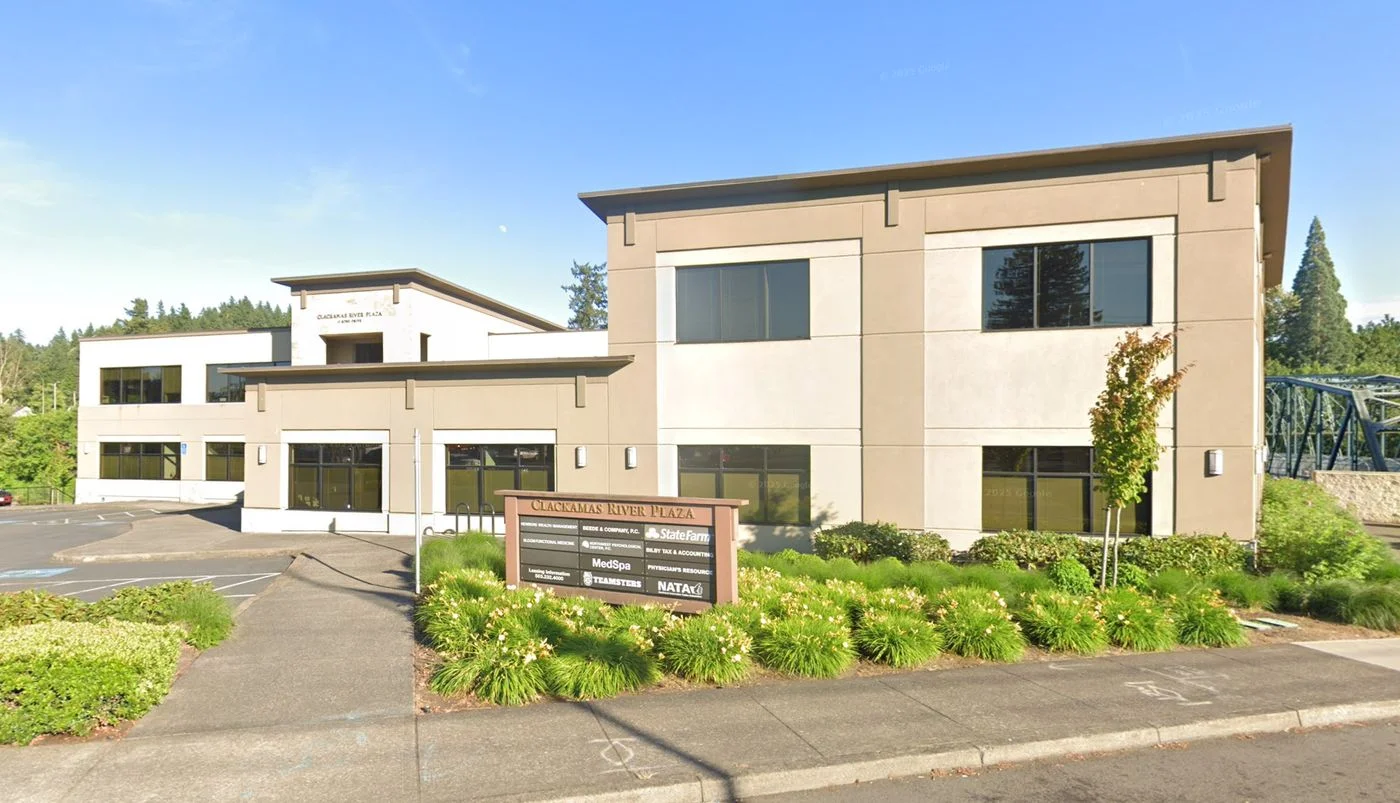 Photo 2 of 15 82nd Dr, Gladstone, OR 97027