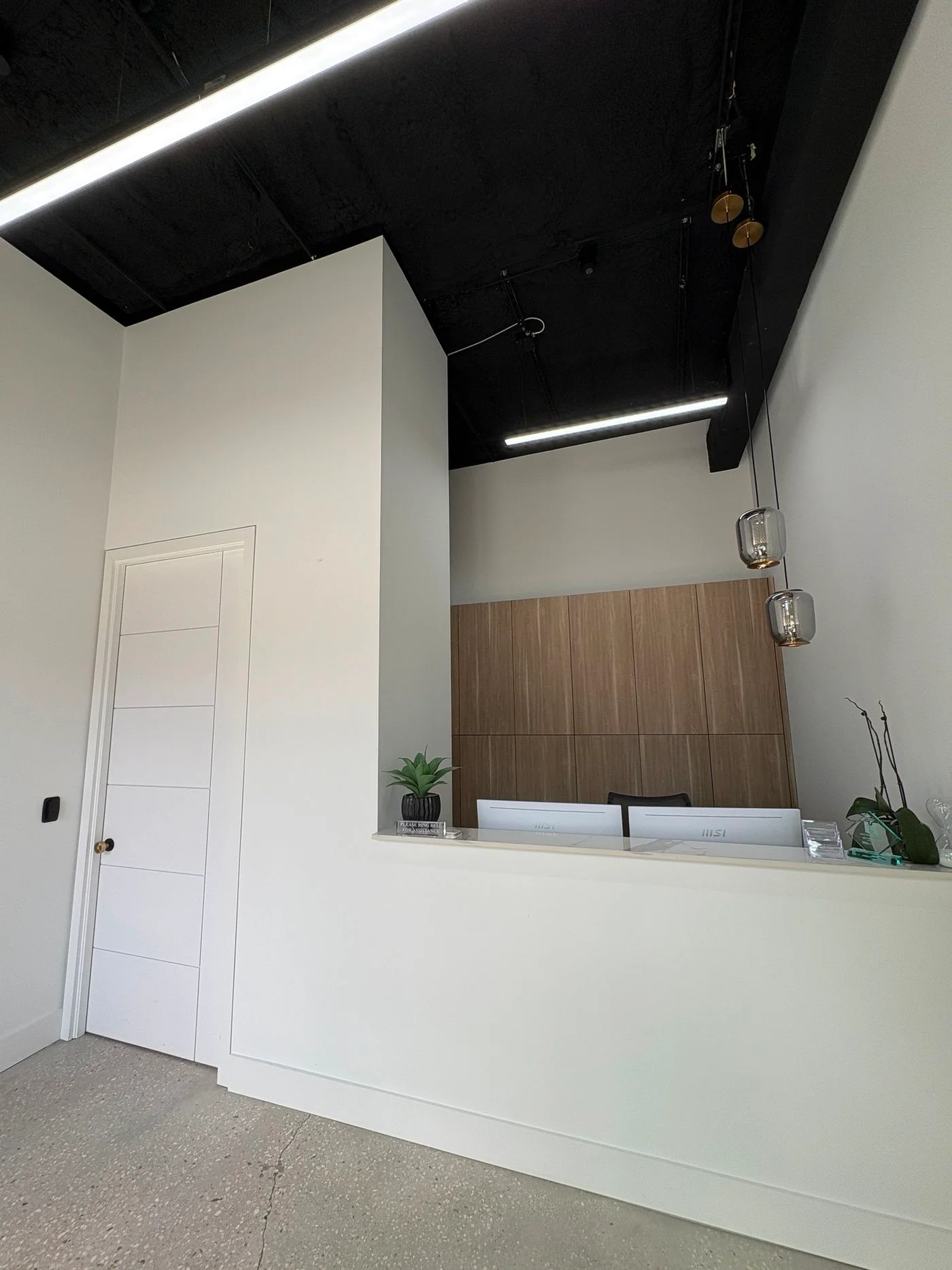 Photo-2 of 429 N Lime Avenue, Sarasota, FL 34237