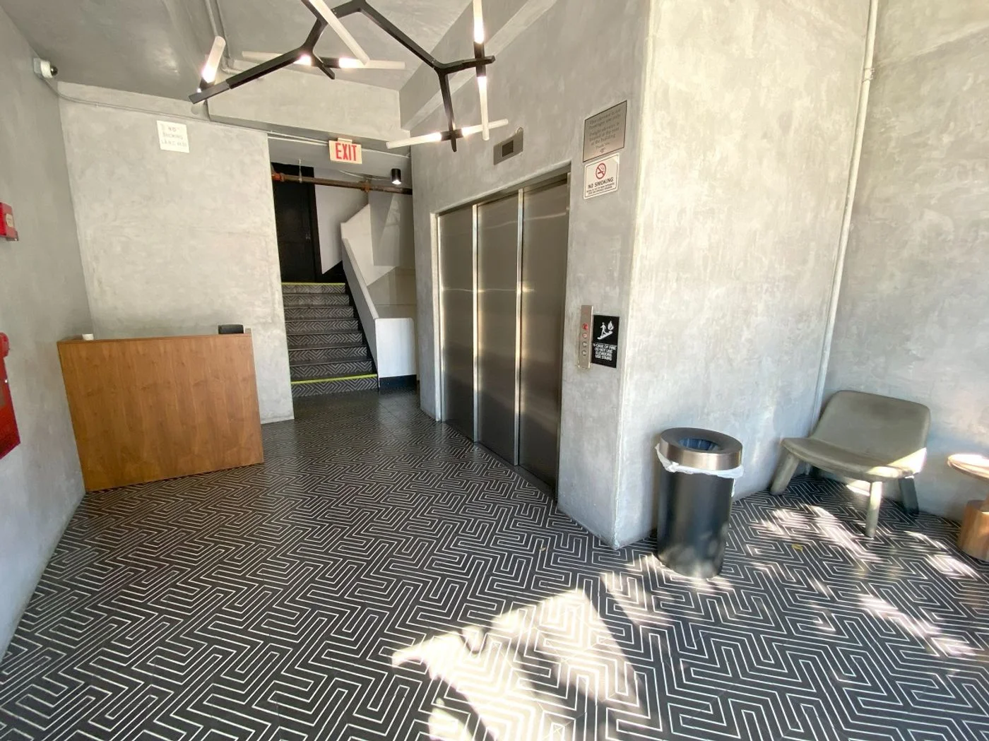 Photo 1 of 1013 S Los Angeles St, Los Angeles, CA 90015