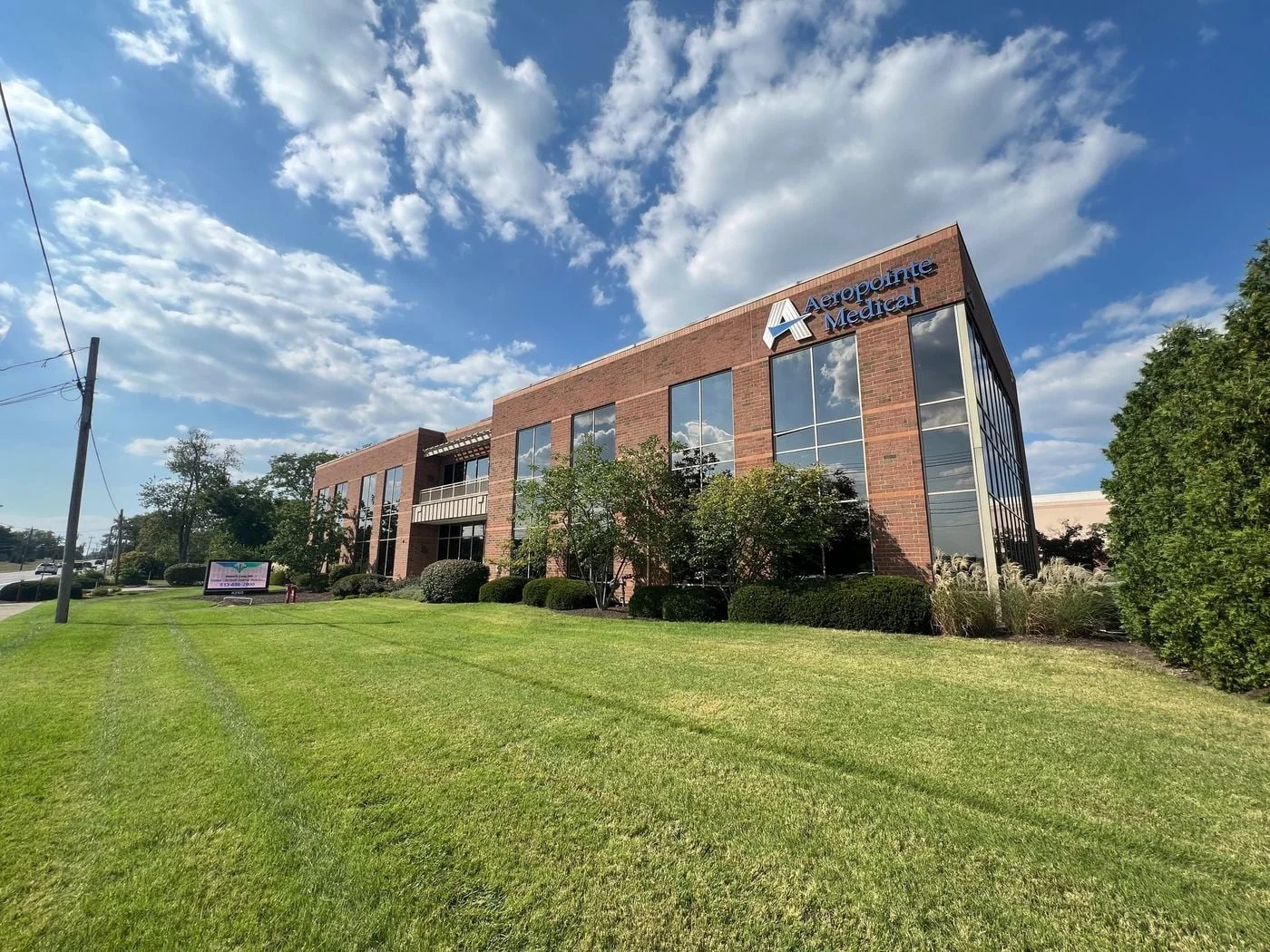 Photo 1 of 4260 Glendale Milford Rd, Blue Ash, OH 45242