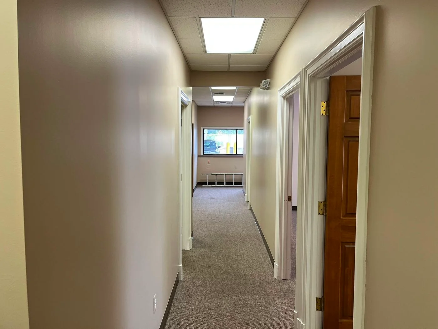 Photo 3 of 27332 Woodward Avenue, Royal Oak, MI 48067