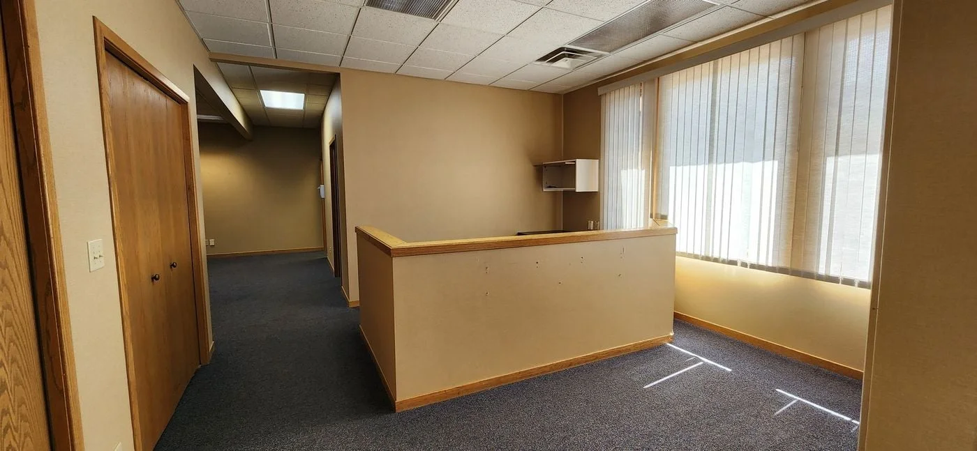 Photo 2 of 2378 Woodlake Dr, Okemos, MI 48864