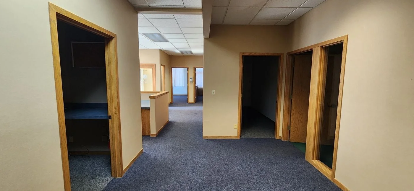 Photo 3 of 2378 Woodlake Dr, Okemos, MI 48864