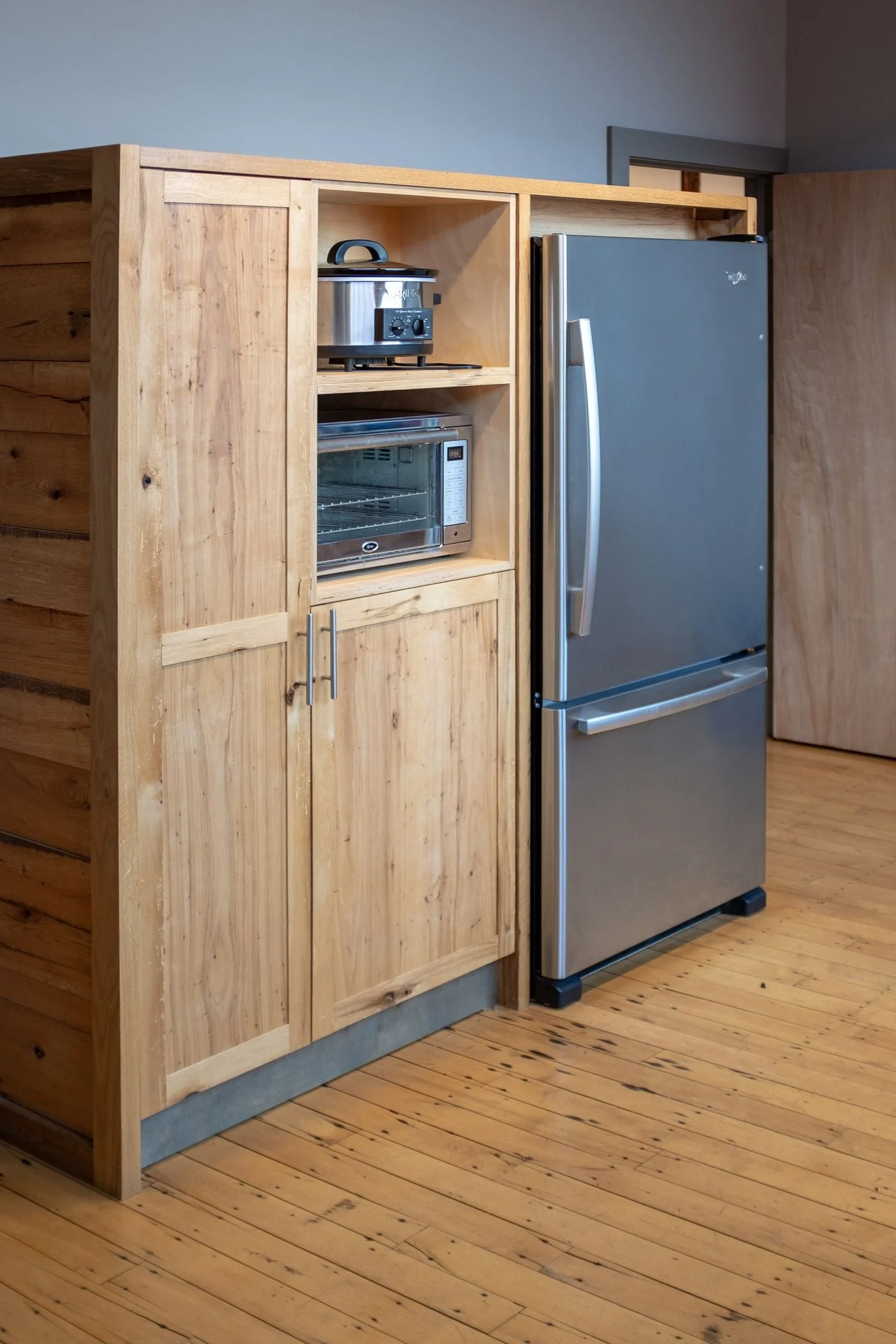 Photo 1 of 99 Hawthorne Ave, Pittsfield, MA 01201