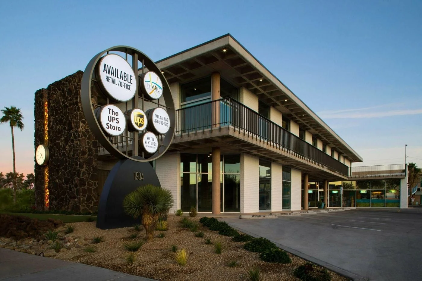 Photo 1 of 1934 E Camelback Rd, Phoenix, AZ 85016