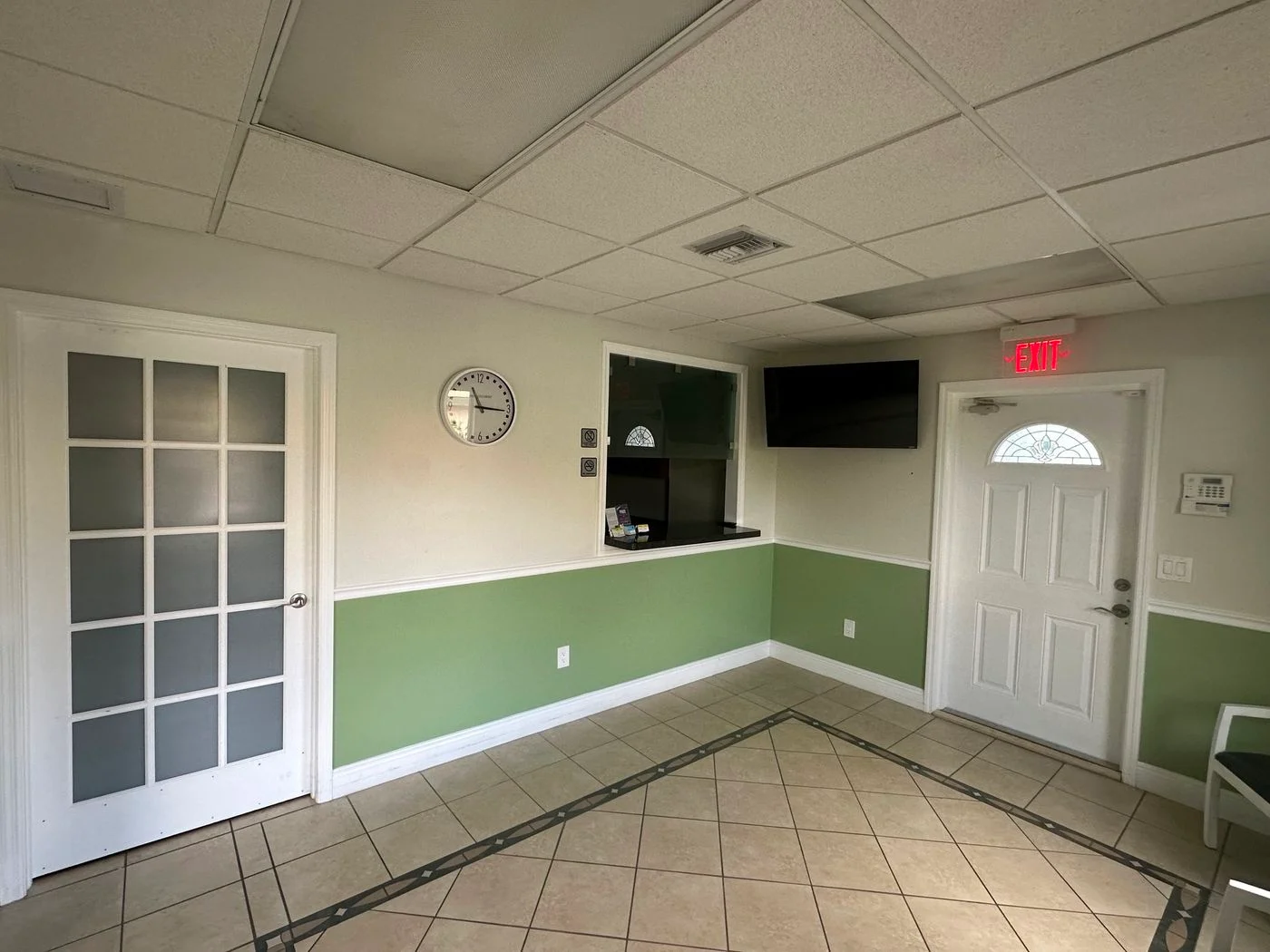 Photo-2 of 35 Barkley Cir, Fort Myers, FL 33905