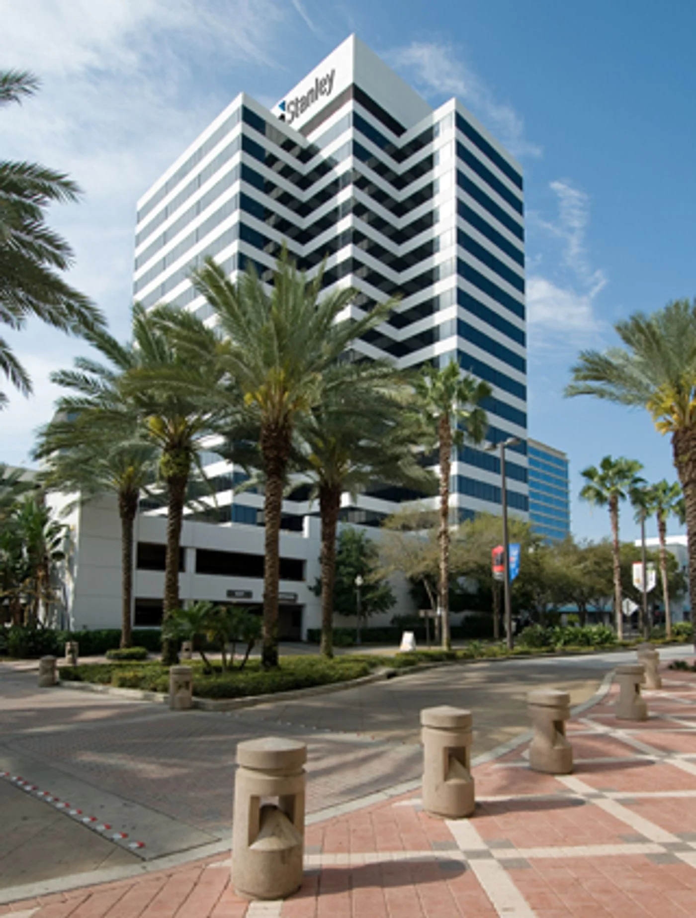 Photo 3 of 150 2nd Ave N, St Petersburg, FL 33701