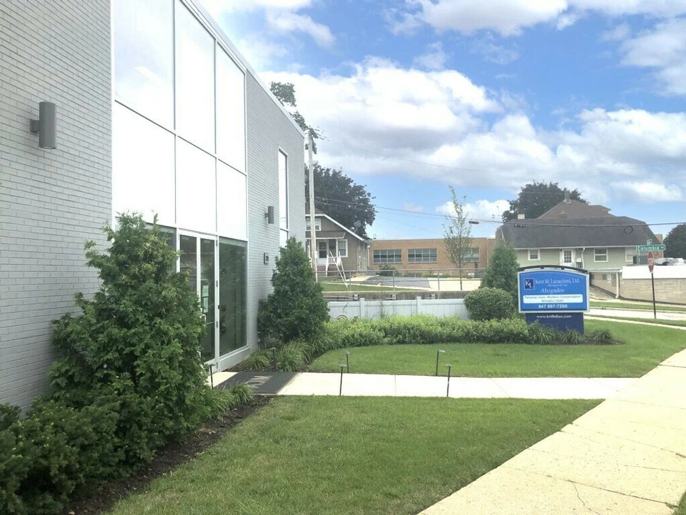 Photo 2 of 721 Dundee Ave., Elgin, IL 60120