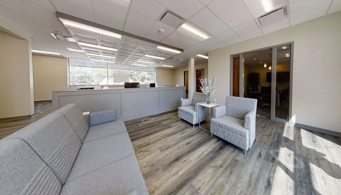 Photo 3 of 721 Dundee Ave., Elgin, IL 60120