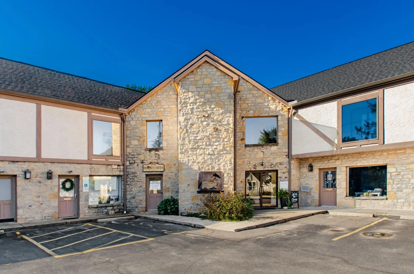 Photo-2 of 55 S High St, Dublin, OH 43017