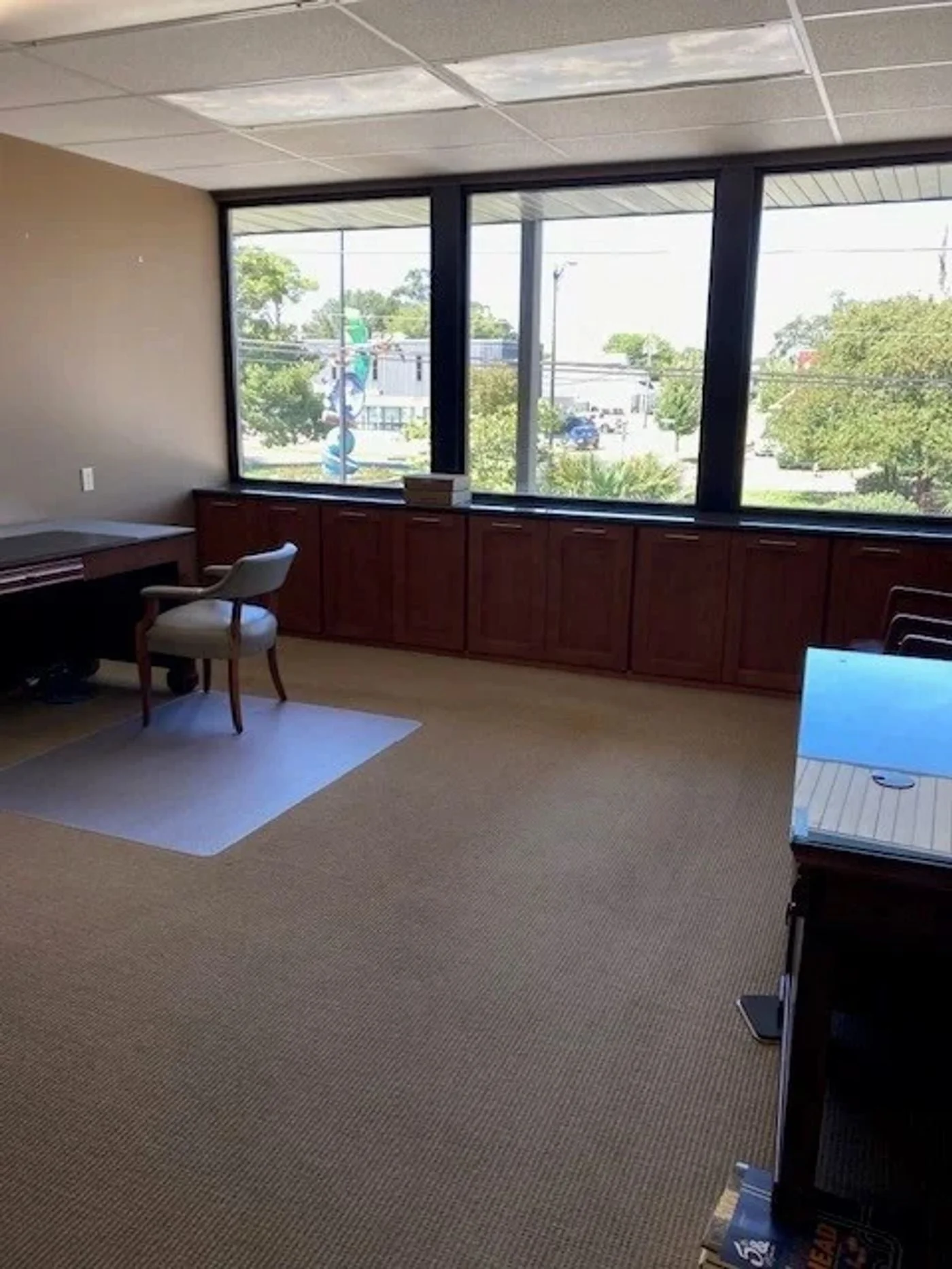 Photo 1 of 1420 Veterans Memorial Blvd, Metairie, LA 70005