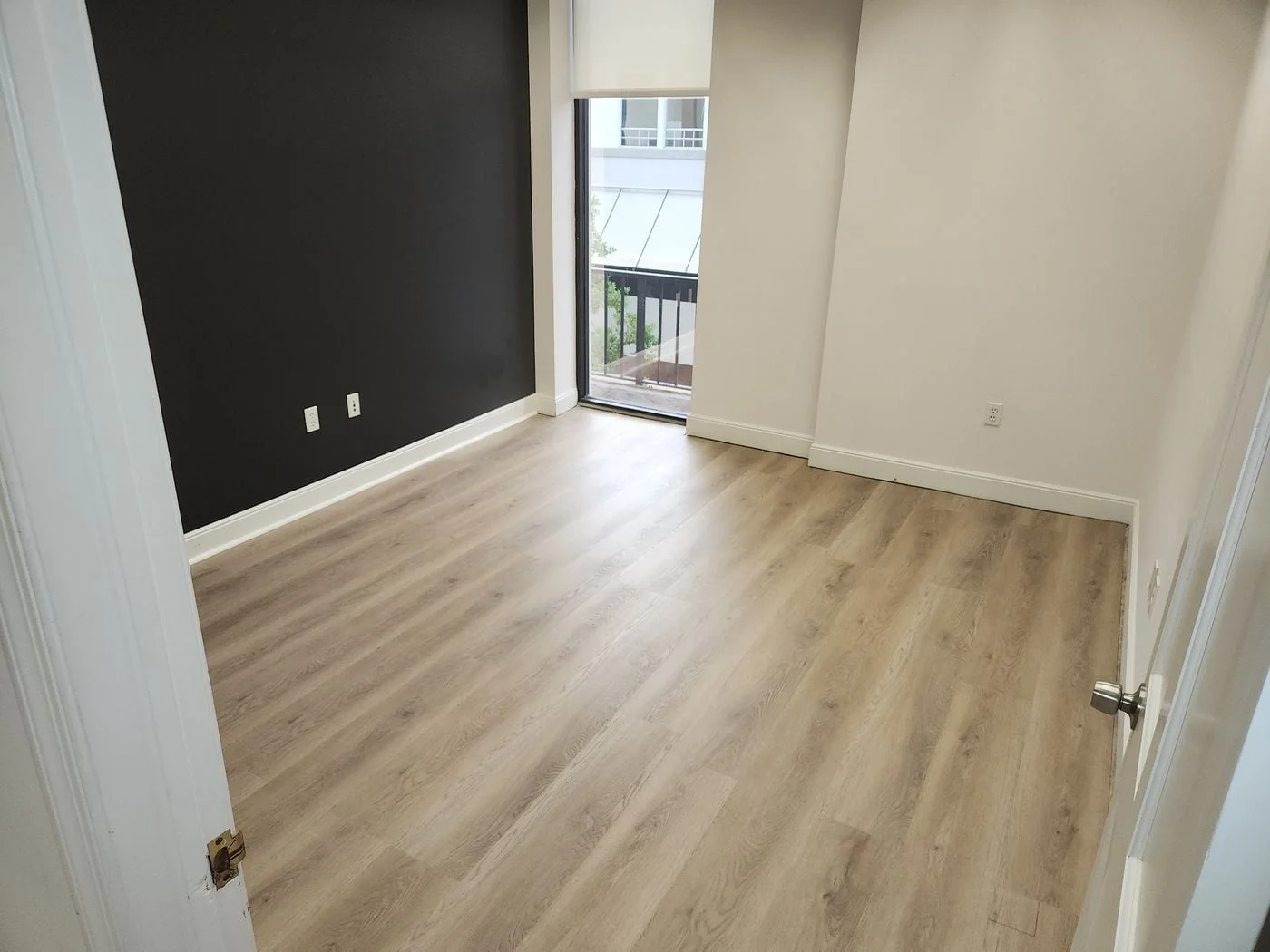 Photo 2 of 340 Clematis St, West Palm Beach, FL 33401