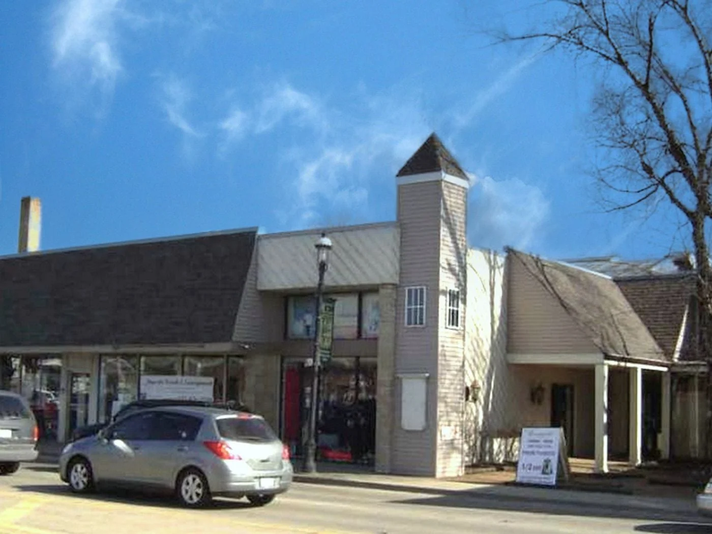 Photo 1 of 10 E. Main (Route 72), E Dundee, IL 60118