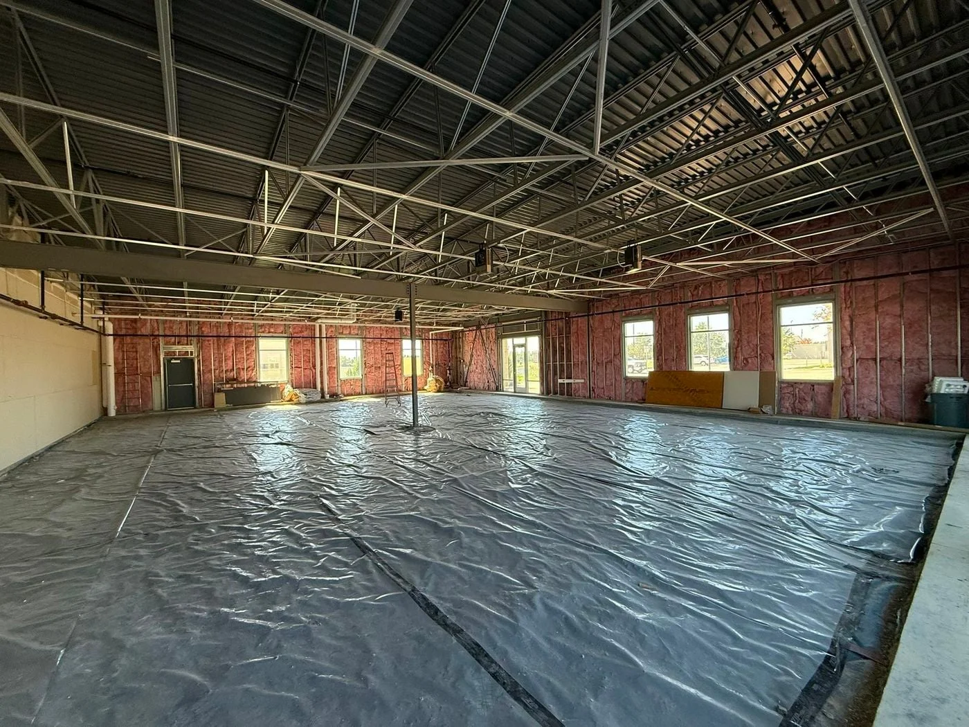 Photo 3 of 1719 E Cambridge St, Derby, KS 67037