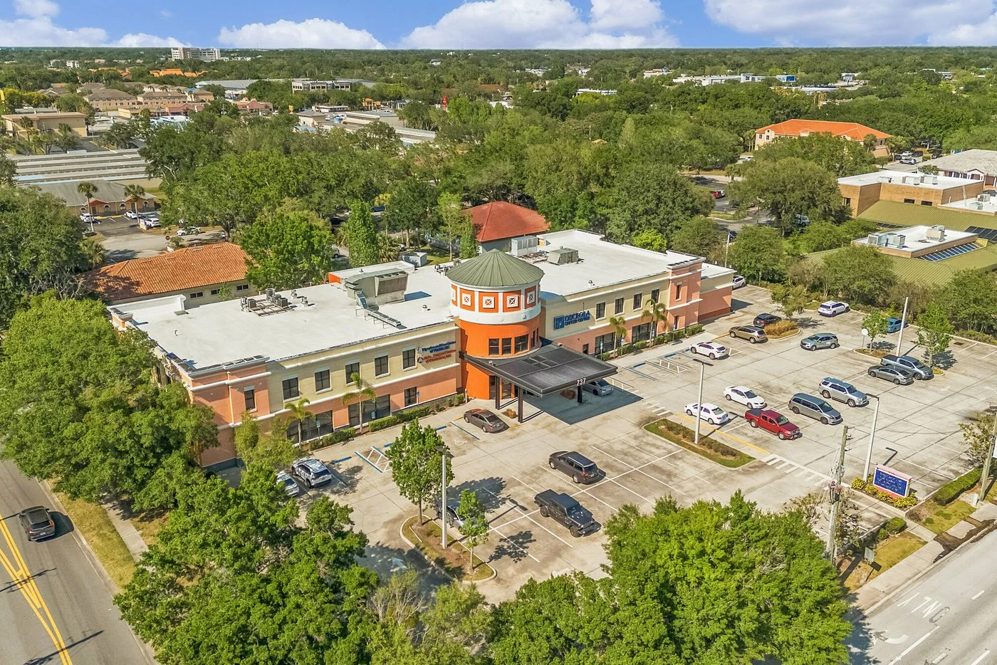 Photo 2 of 737 W. Oak Street, Kissimmee, FL 34741