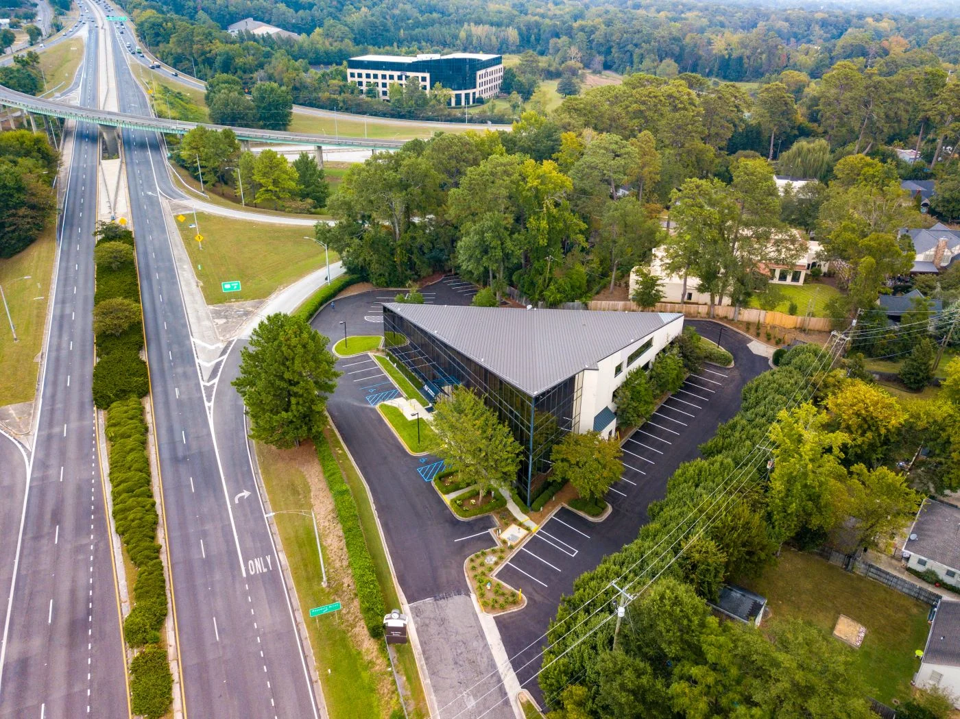 Photo 3 of 2700 Rogers Dr, Birmingham, AL 35209