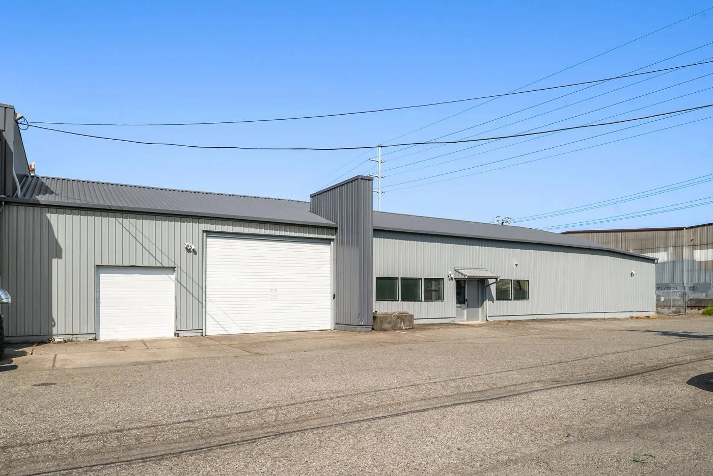 Photo 1 of 420 S Hinds St, Seattle, WA 98134