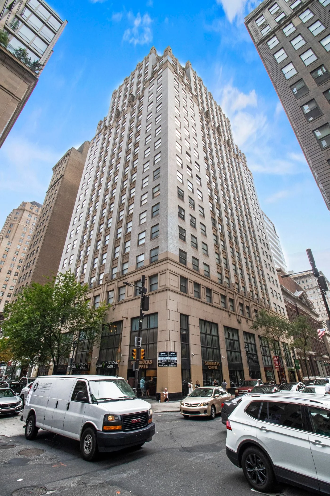 Photo 1 of 1528 Walnut St, Philadelphia, PA 19102