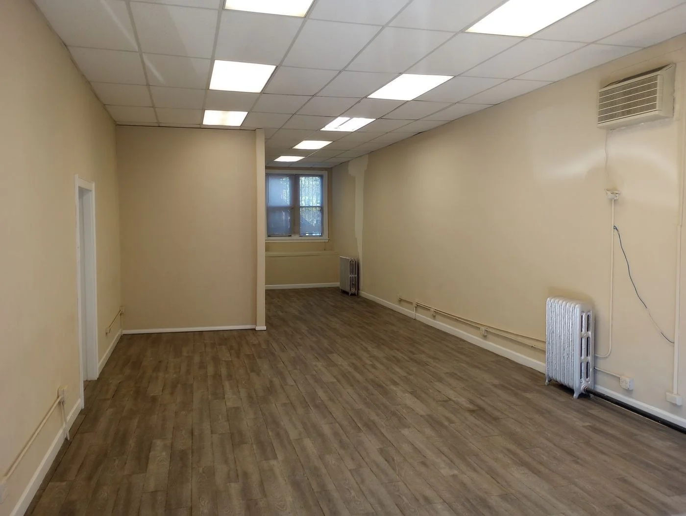 Photo 3 of 7008 North California Avenue, Chicago, IL 60645