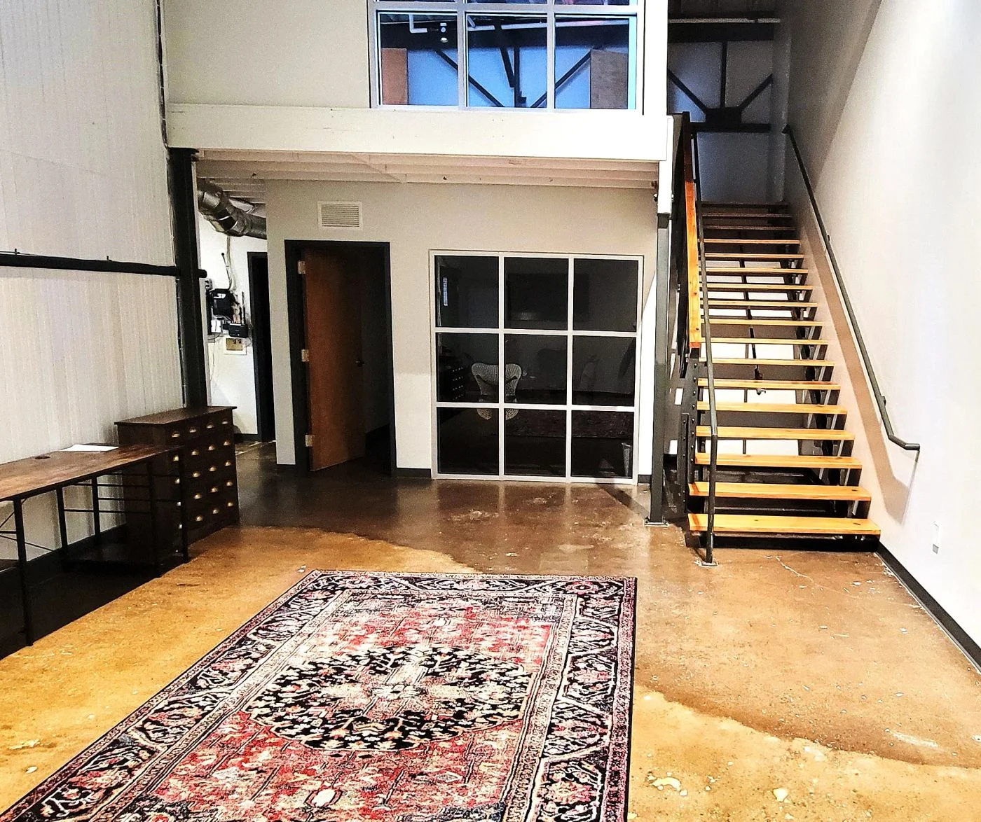 Photo 2 of 949 W Marietta St NW, Atlanta, GA 30318