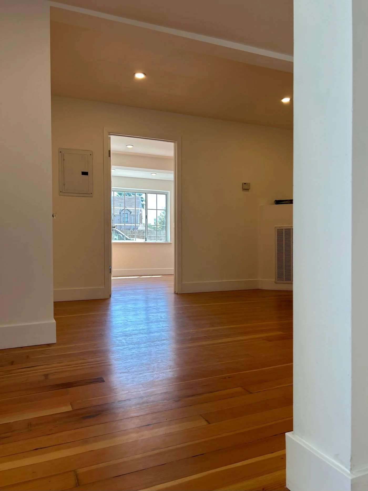 Photo 3 of 1333 Jefferson St, Napa, CA 94559