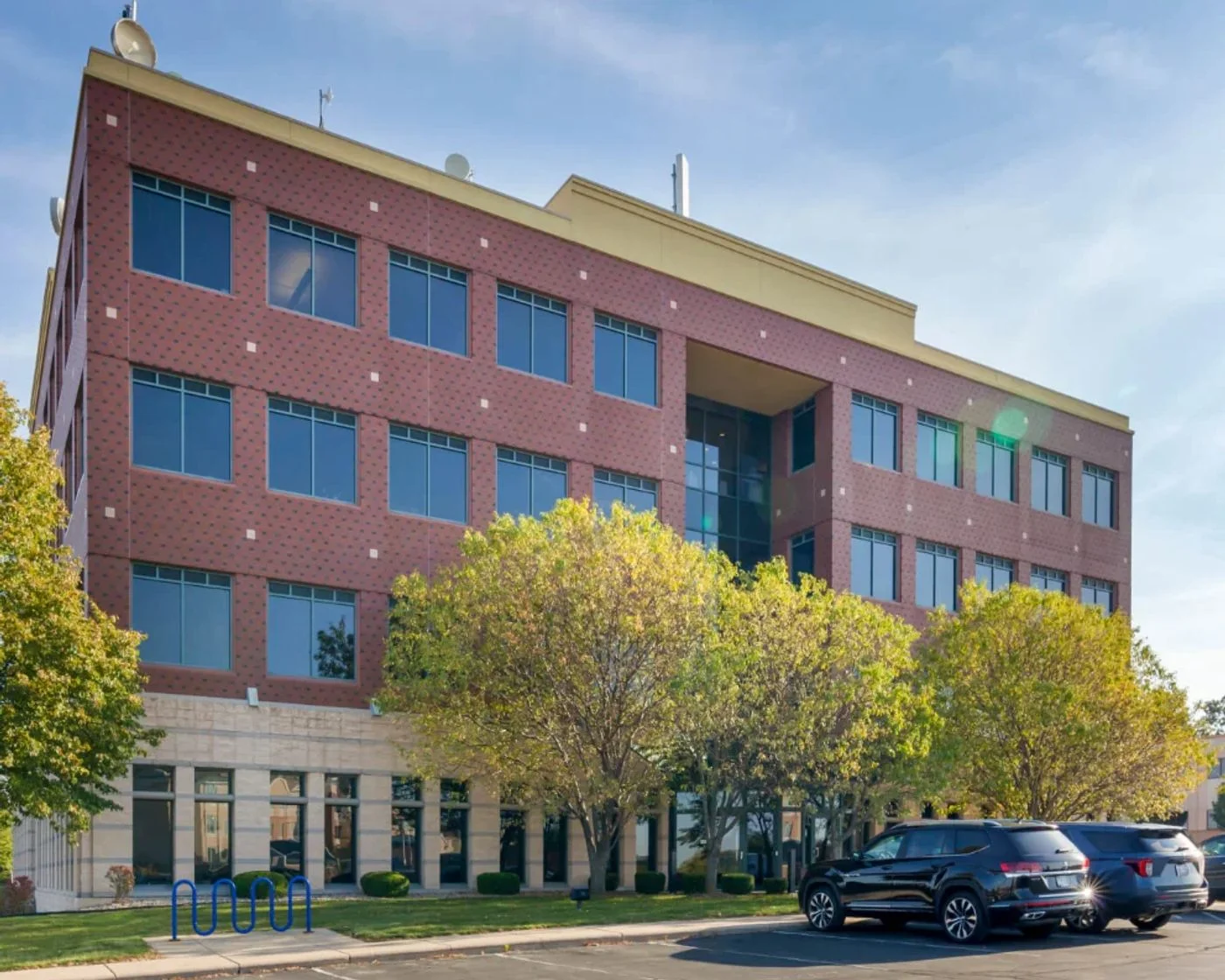 Photo 1 of 2810 Crossroads Dr, Madison, WI 53718