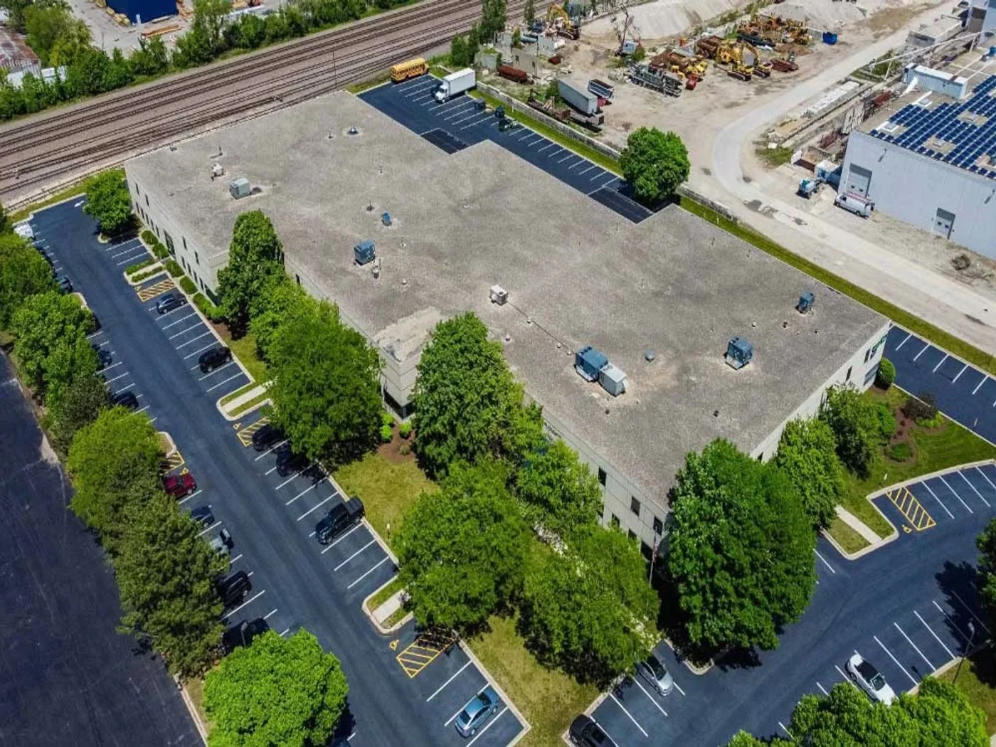 Photo 1 of 1811 High Grove Ln, Naperville, IL 60540