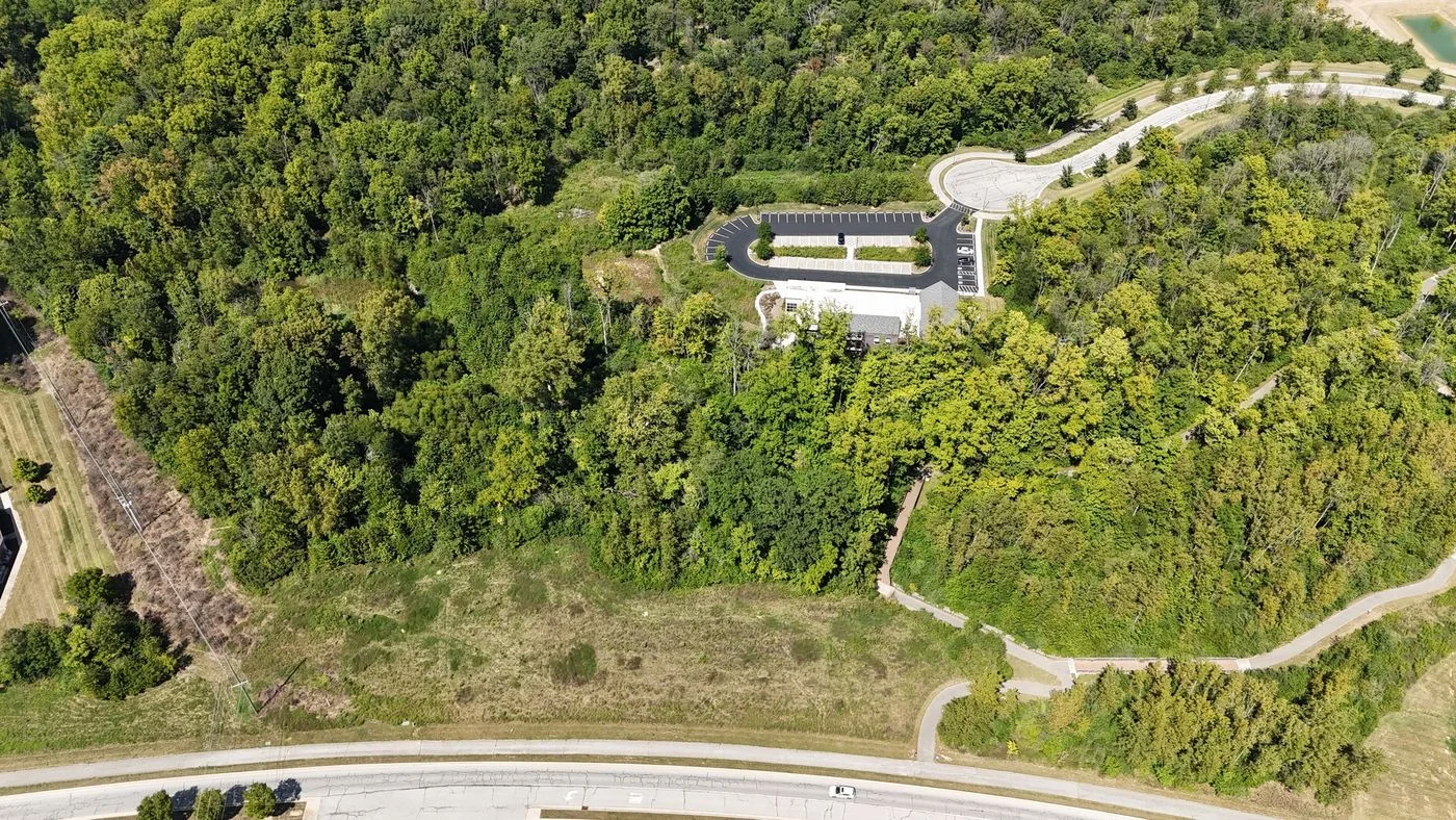 Photo 2 of 5550 W 106th St, Zionsville, IN 46077