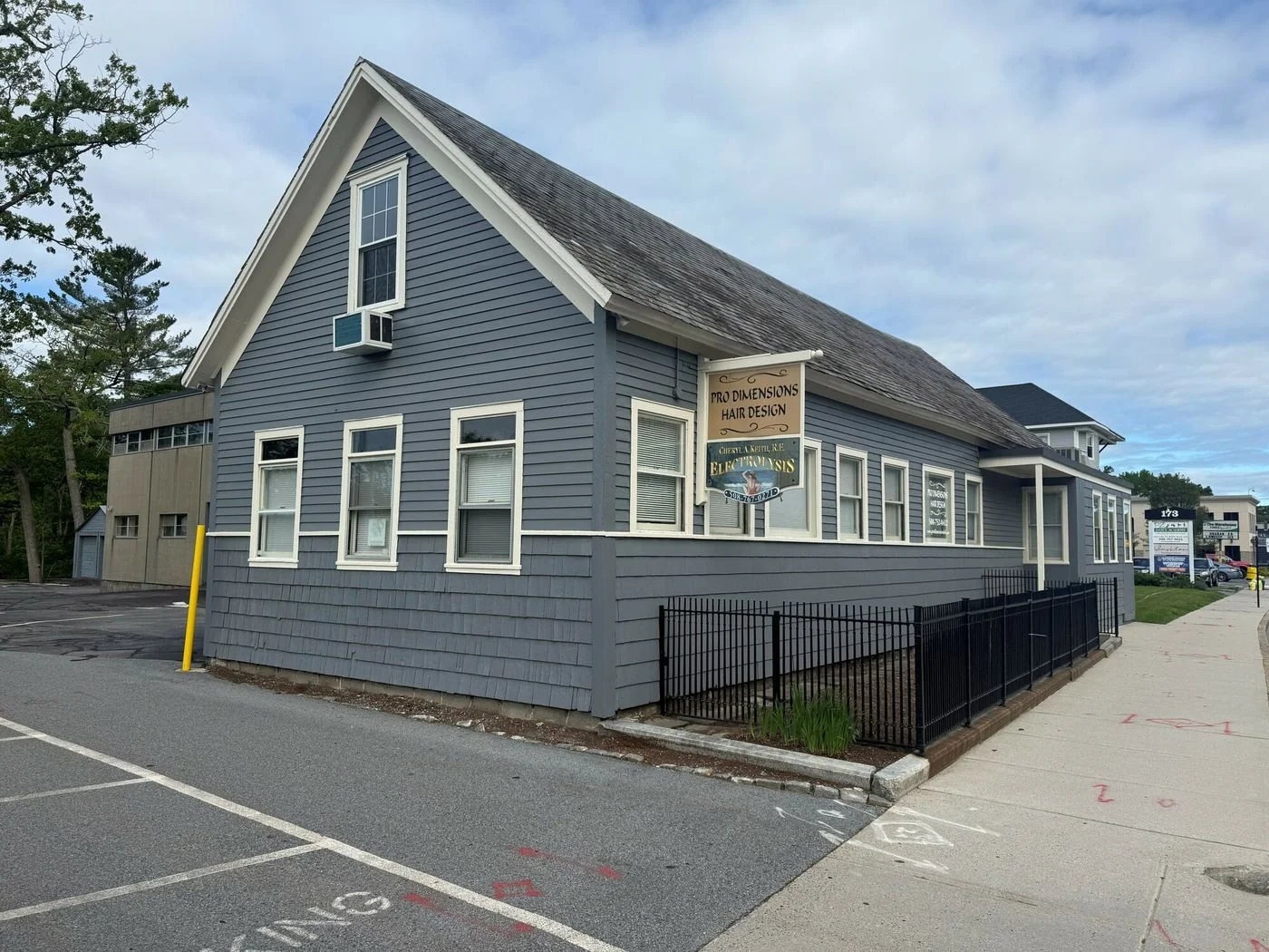 Photo 2 of 173 Grove Street, Worcester, MA 01605