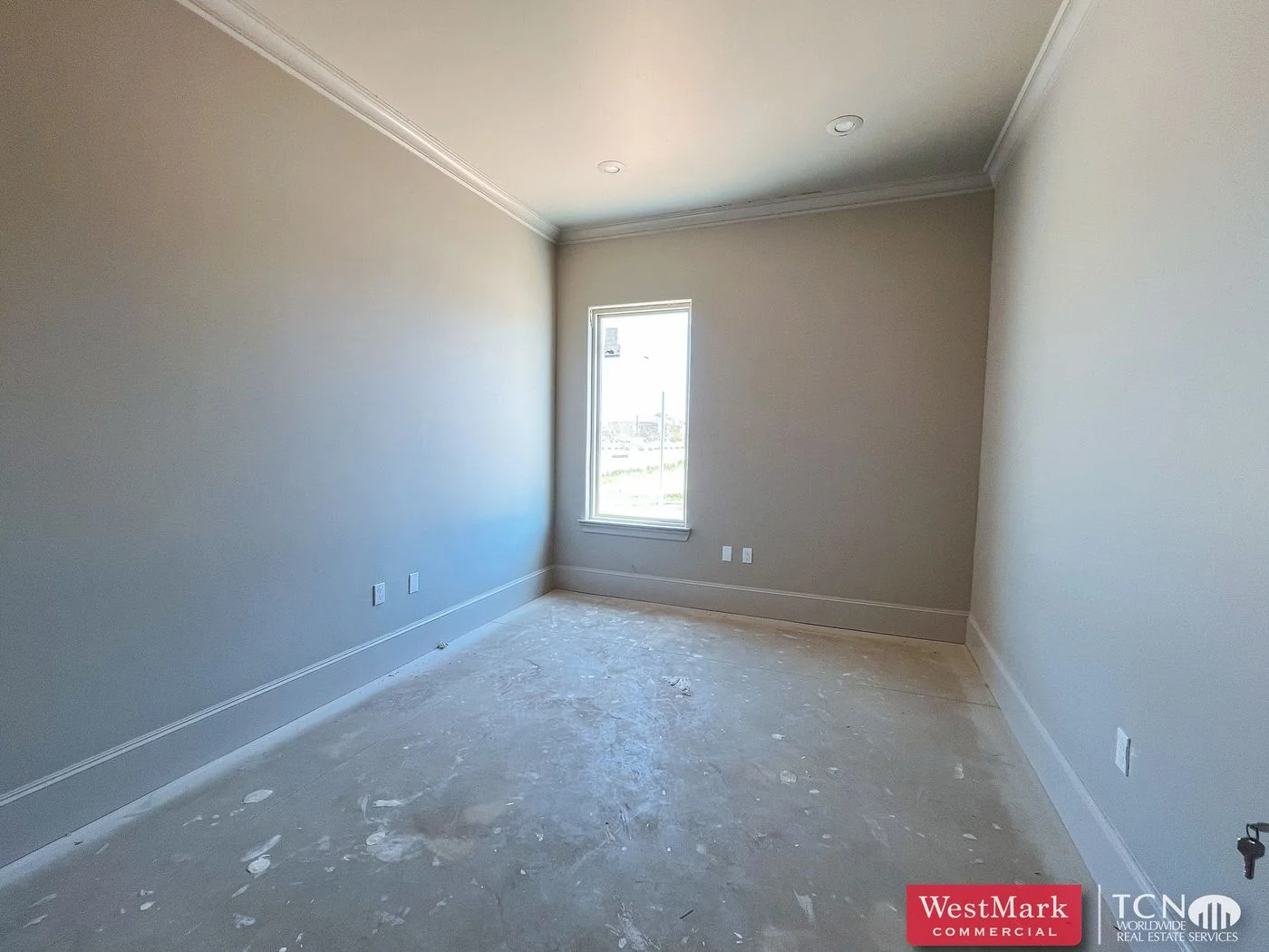 Photo 3 of 7710 Milwaukee Ave #400, Lubbock, TX 79424
