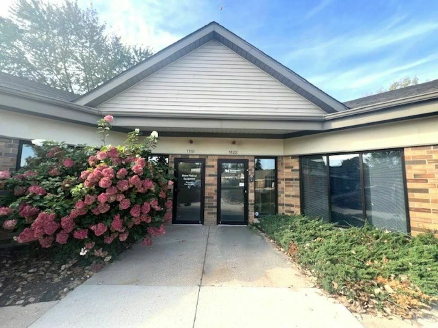 Photo 2 of 1114 - 1130 N Main Street , Algonquin, IL 60102