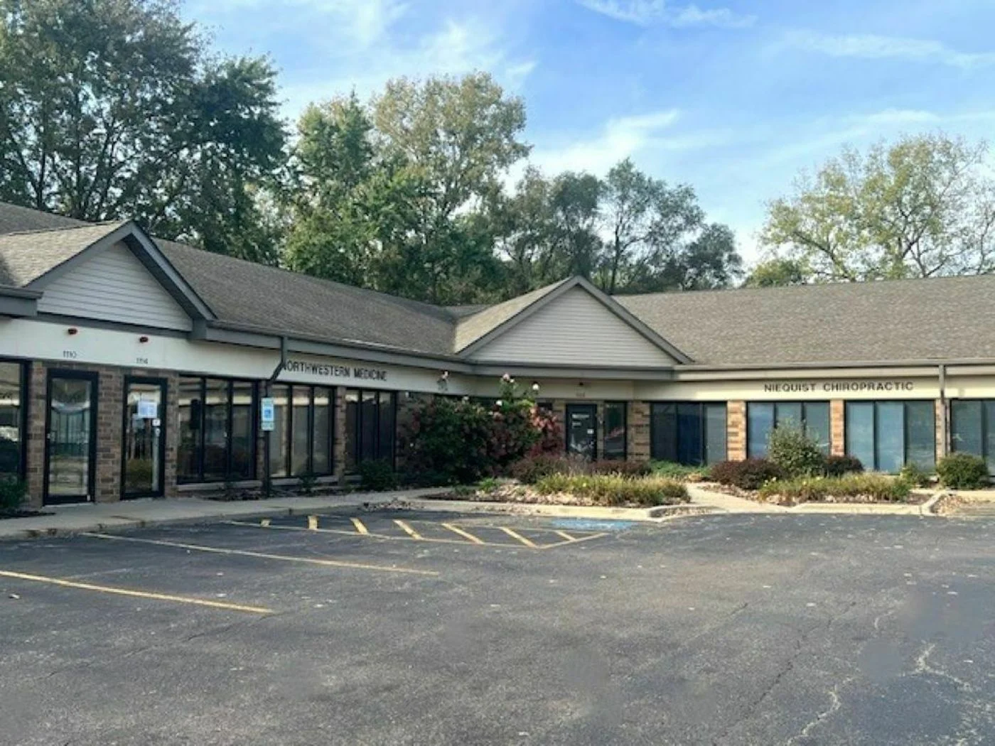 Photo 3 of 1114 - 1130 N Main Street , Algonquin, IL 60102