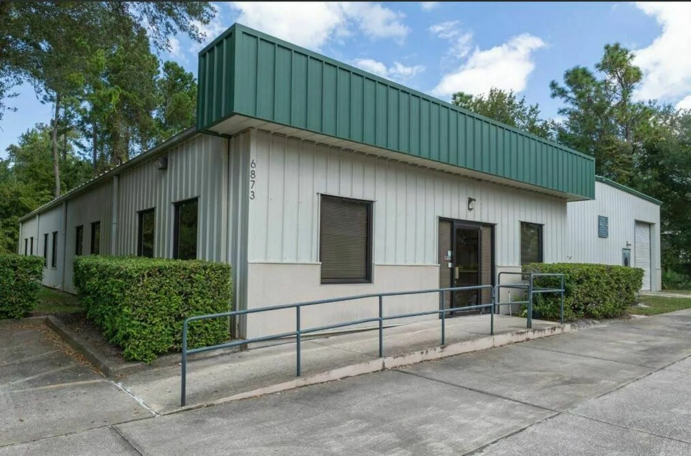 Photo 2 of 6873 Philips Industrial Boulevard, Jacksonville, FL 32256